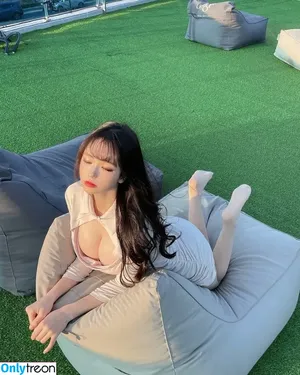 gpdnjs__k / WON / hilanawon / 김혜원 nude photo #0034