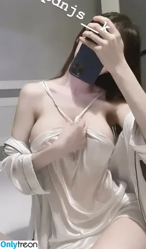 gpdnjs__k / WON / hilanawon / 김혜원 nude photo #0052