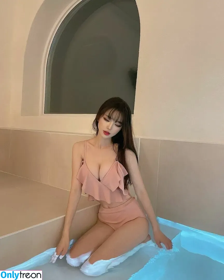 gpdnjs__k nude photo #0026 (WON / hilanawon / 김혜원)