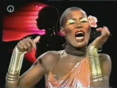 Grace Jones / gracejonesofficial / u140728318 фото голая #0002