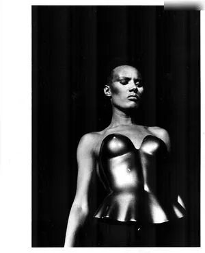 Grace Jones / gracejonesofficial / u140728318 фото голая #0038