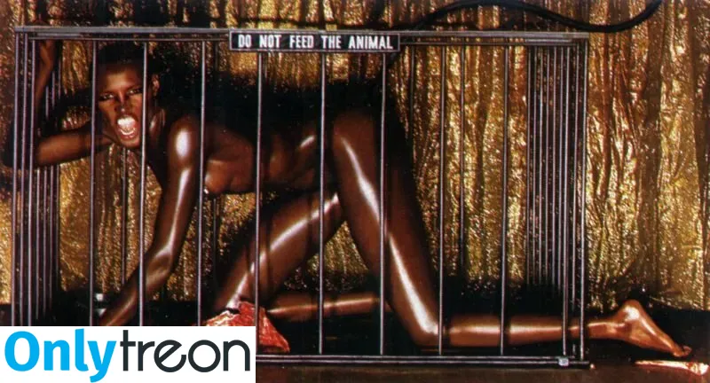 Grace Jones nude photo #0001 (gracejonesofficial / u140728318)