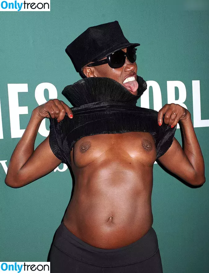 Grace Jones nude photo #0093 (gracejonesofficial / u140728318)