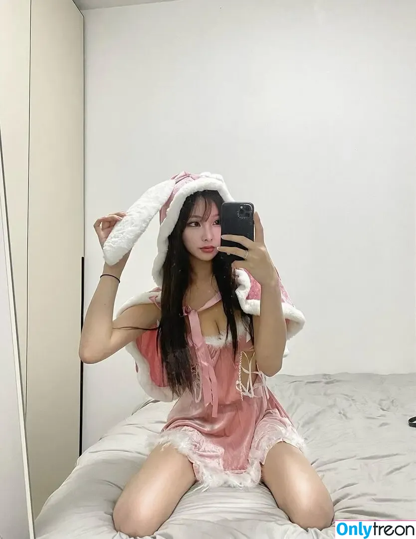 Grace Kim nude photo #0105 (Gracement / gracekimmey)