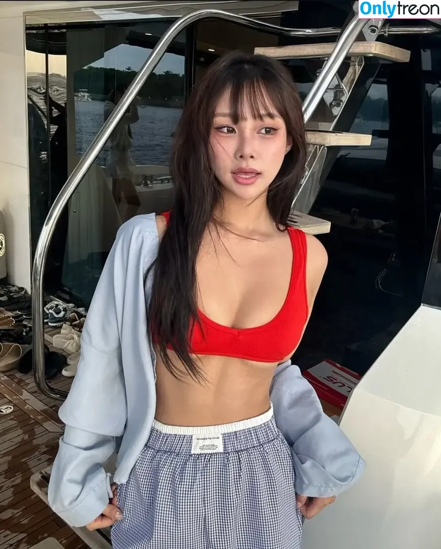 Grace Kim nude photo #0106 (Gracement / gracekimmey)