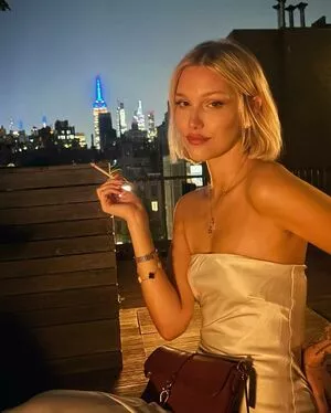 Grace VanderWaal / gracevanderwaal фото голая #0079