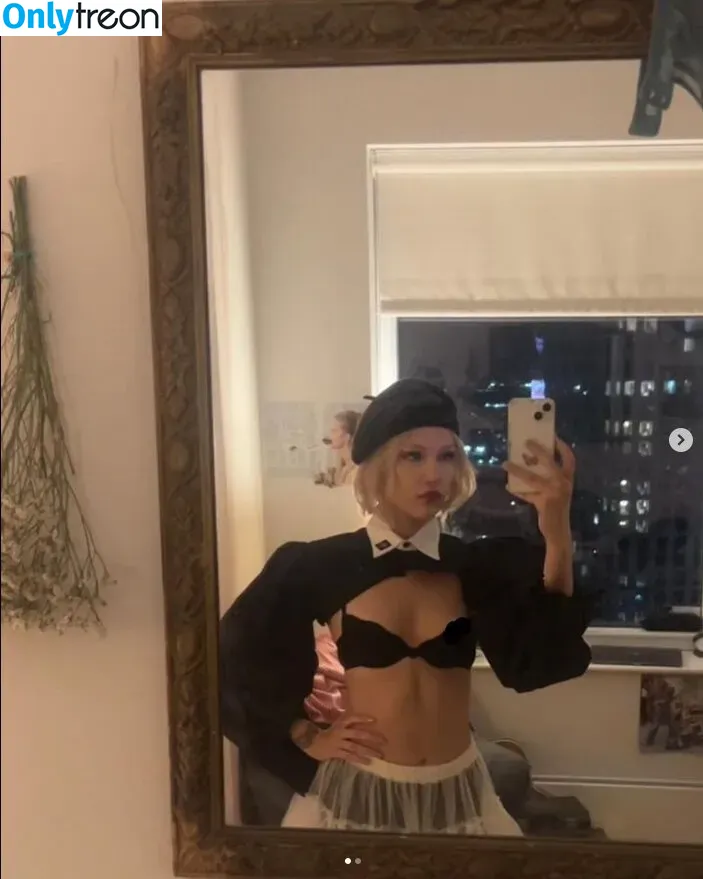 Grace VanderWaal nude photo #0046 (gracevanderwaal)