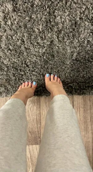 gracefulgracexo / graceful_gracex0.2 / thebeautyinfeet фото голая #0128