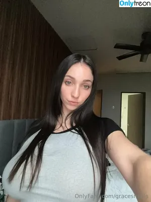 Gracesmalls / gracemilkyss nude photo #0111