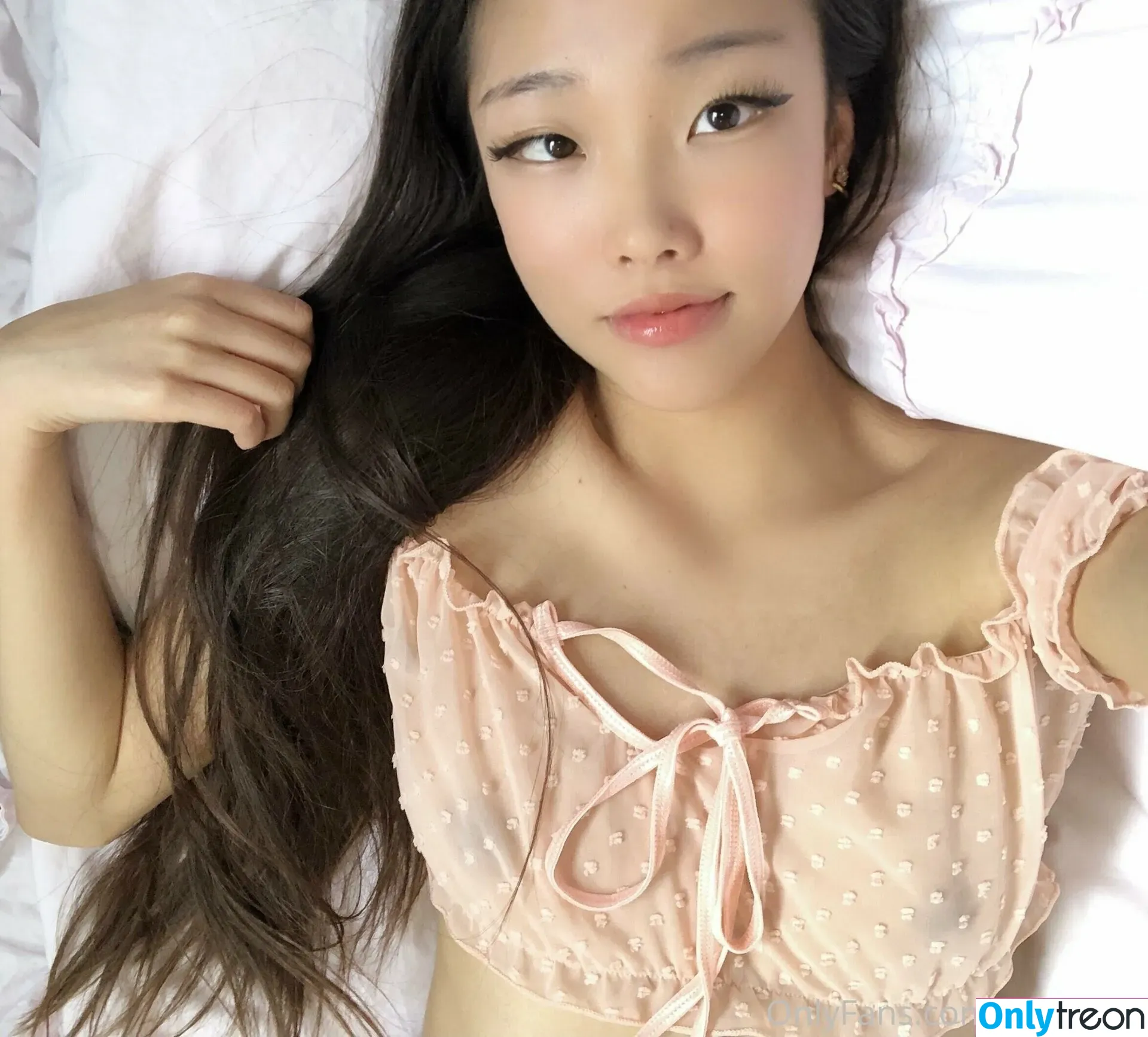 Gracesongx nude photo #0074 (goodgir1 / goodgirl1)