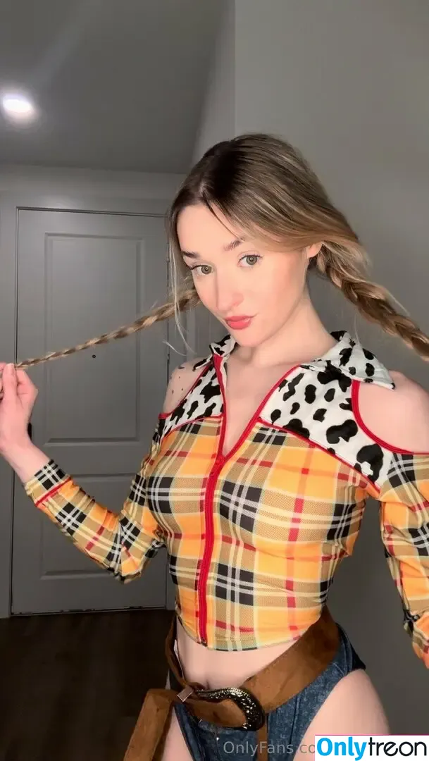 gracexglen nude photo #0042 (gracexglenn)
