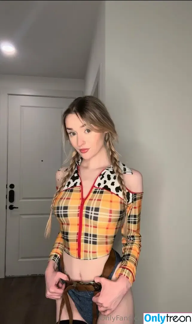 gracexglen nude photo #0043 (gracexglenn)