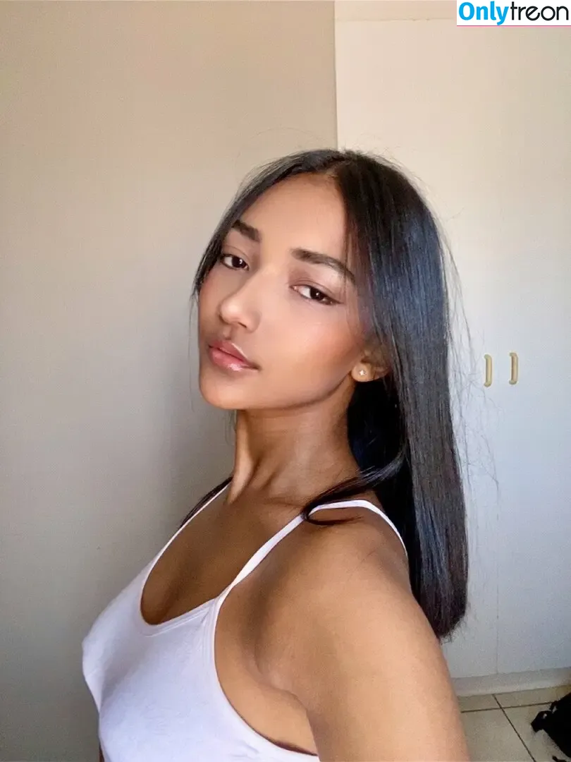 gracie голая photo #0010 (CVNTYCHAN / elegant_grace / gracieabrams)