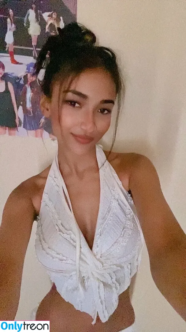 gracie nude photo #0027 (CVNTYCHAN / elegant_grace / gracieabrams)