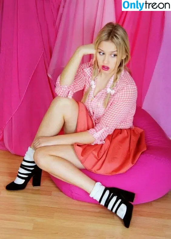 Gracie Dzienny nude photo #0007 (Gracie Dzienny)