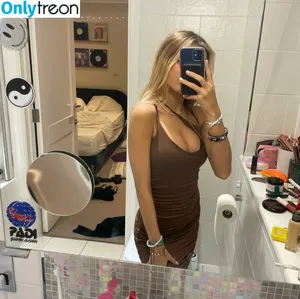 Gracie Thompson / gracie.thompsxn nude photo #0026