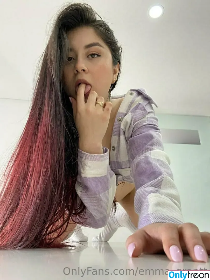 grant.emma nude photo #0025 (emmaigrant)