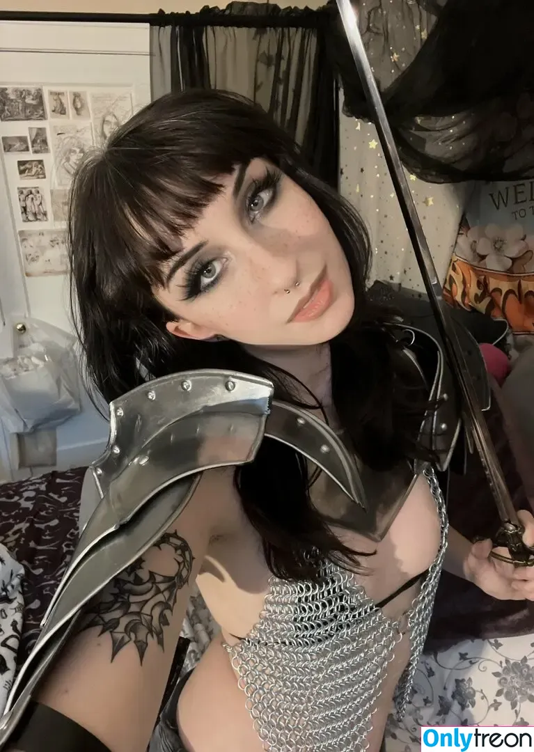 graveghostie nude photo #0015 (eghostie / missghostie99)