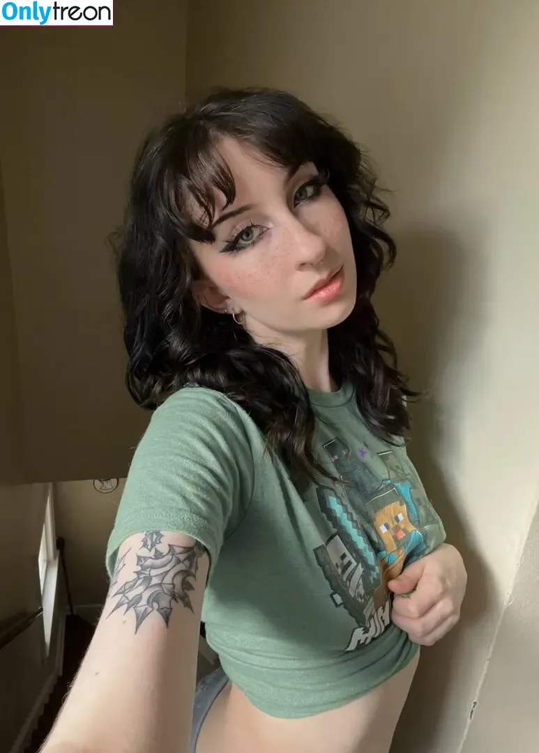 graveghostie nude photo #0027 (eghostie)