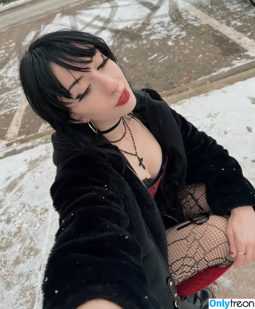 graveghostie nude photo #0029 (eghostie)