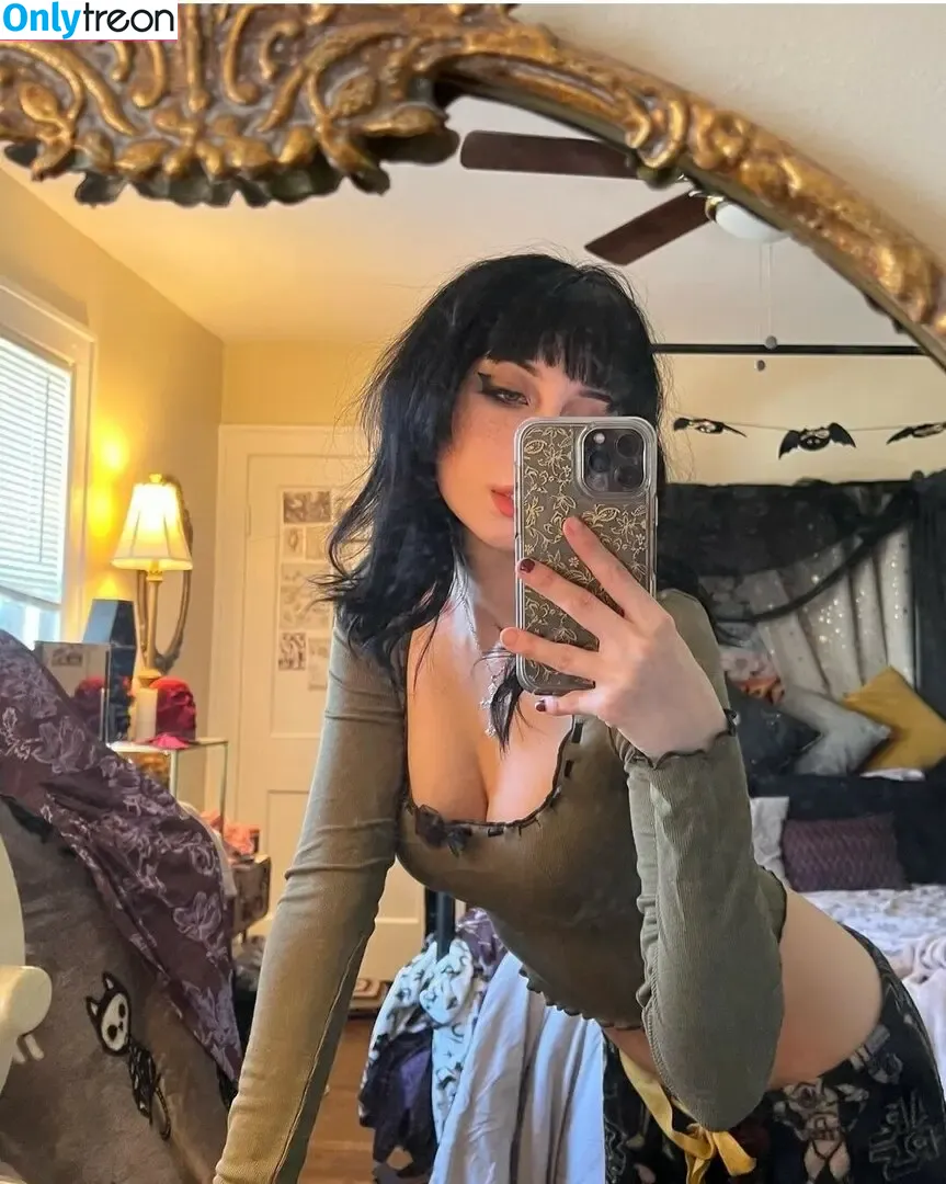 graveghostie nude photo #0053 (eghostie)