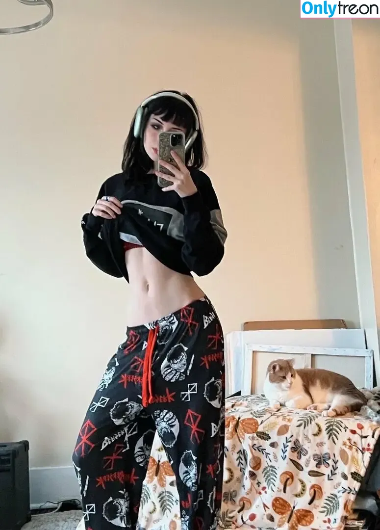 graveghostie nude photo #0062 (eghostie)