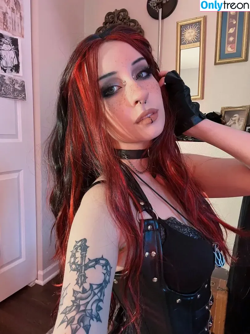 graveghostie nude photo #0076 (eghostie)