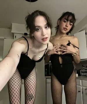  nude photo #0001