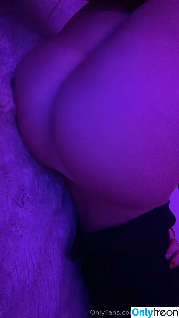 Grealisisters nude photo #0318 (Grealisisters)