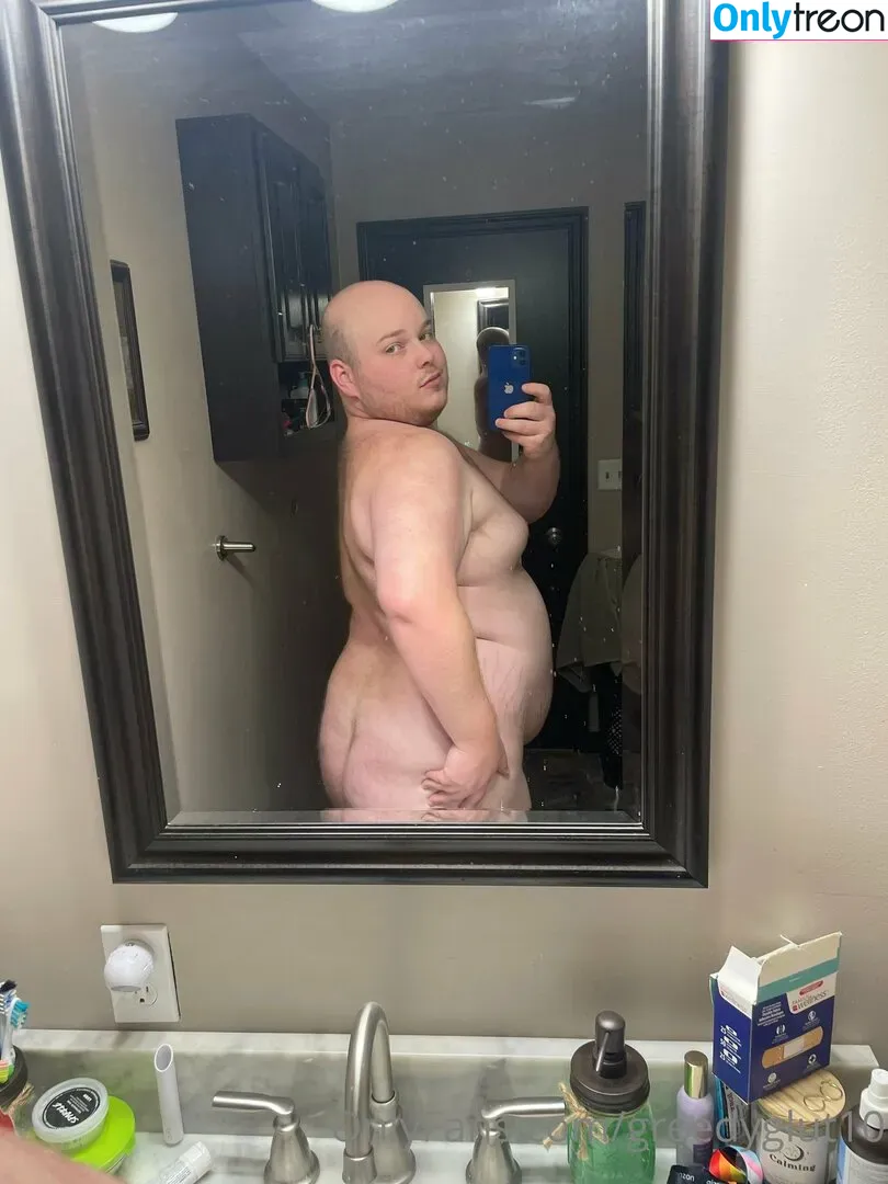 greedyglut10 nude photo #0010 (f00d4th0t)