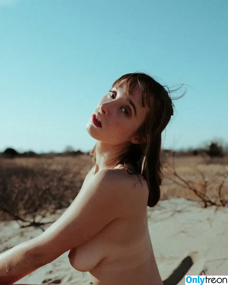 Green_Eyed_Nymph nude photo #0419 (Green_Eyed_Nymph)