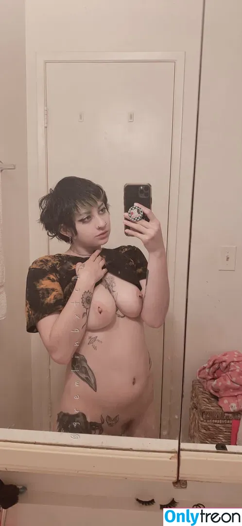 Gremlinbxtch nude photo #0208 (gremlincxnt)