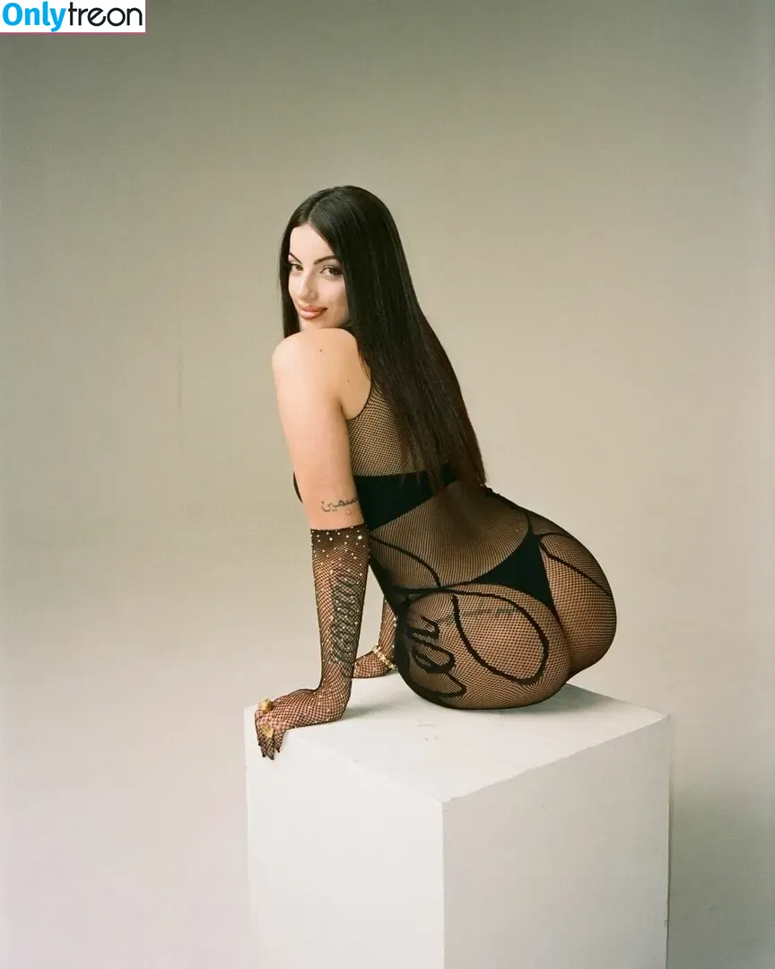 Greta Jasmin El Moktadi nude photo #0059 (Grelmos / Grelmosss)
