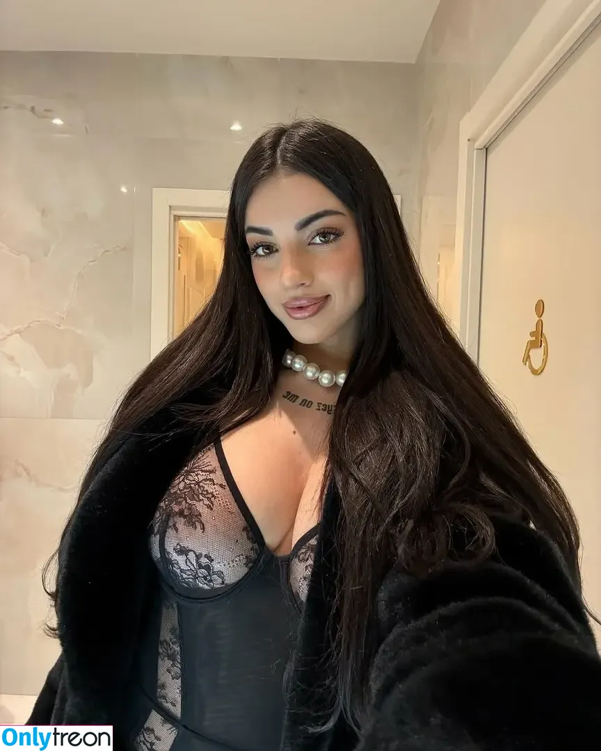 Greta Jasmin El Moktadi nude photo #0071 (Grelmos / Grelmosss)