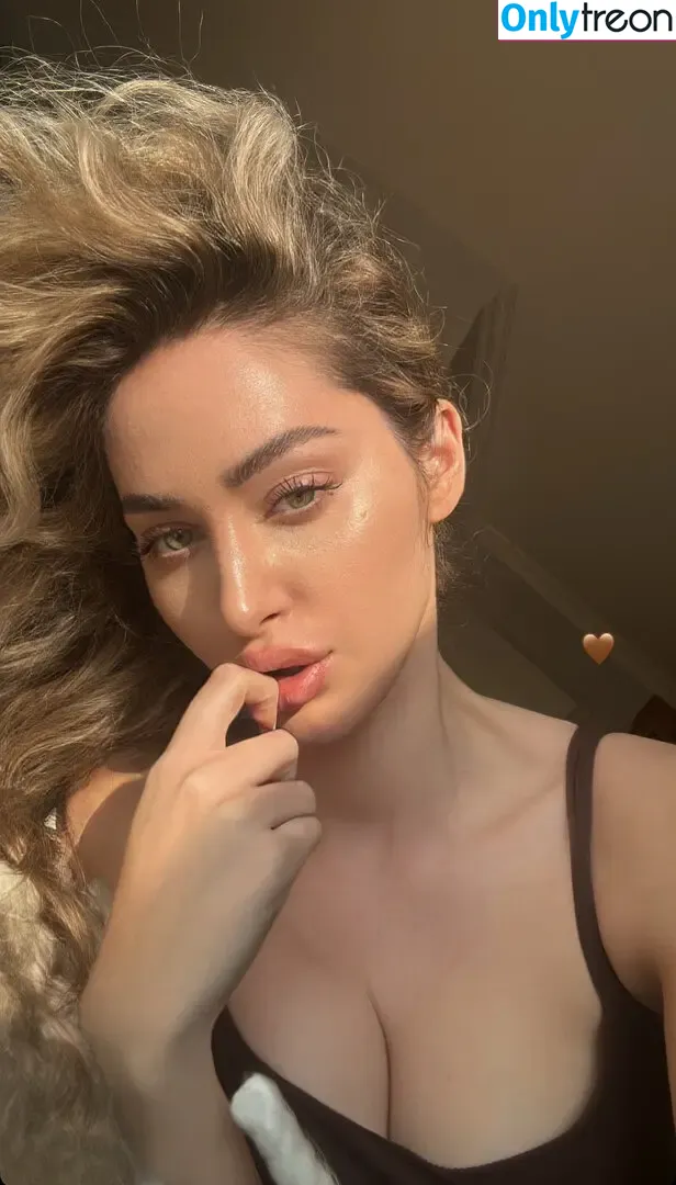 Greta Thiesen голая photo #0100 (gretathn)