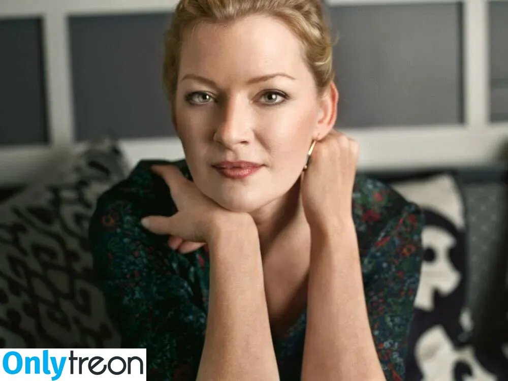 Gretchen Mol nude photo #0016 (gretchen_mol)