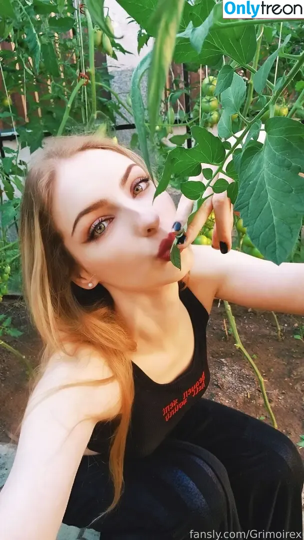 Grimoirex голая photo #0144 (grimoirex.x)