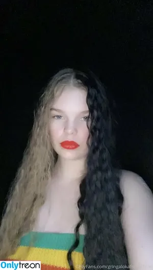 gringalokafreeofficial / alyaassafofficial nude photo #0050