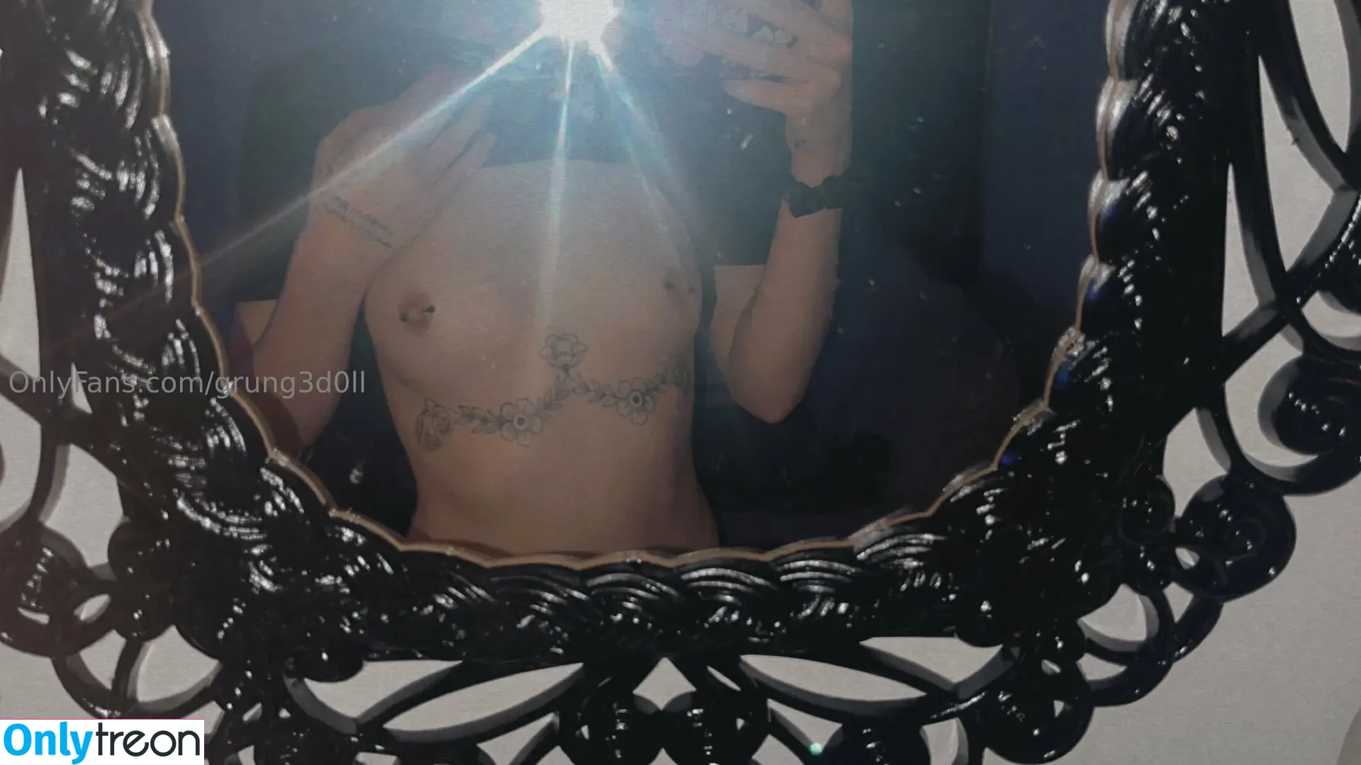 grung3d0ll nude photo #0096 (grung3d0ll)