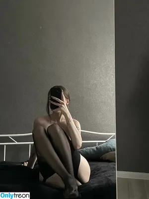 grystnayaanya / 868833525 / grystnaya____ / matreshkaa / грустная аня nude photo #0078