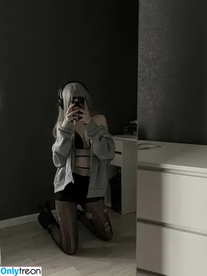 grystnayaanya / 868833525 / grystnaya____ / matreshkaa / грустная аня nude photo #0098