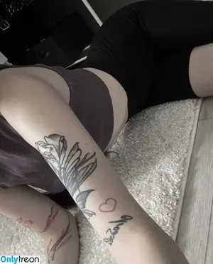 grystnayaanya / 868833525 / grystnaya____ / matreshkaa / грустная аня nude photo #0237