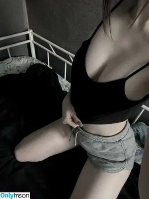 grystnayaanya / 868833525 / grystnaya____ / matreshkaa / грустная аня nude photo #0252