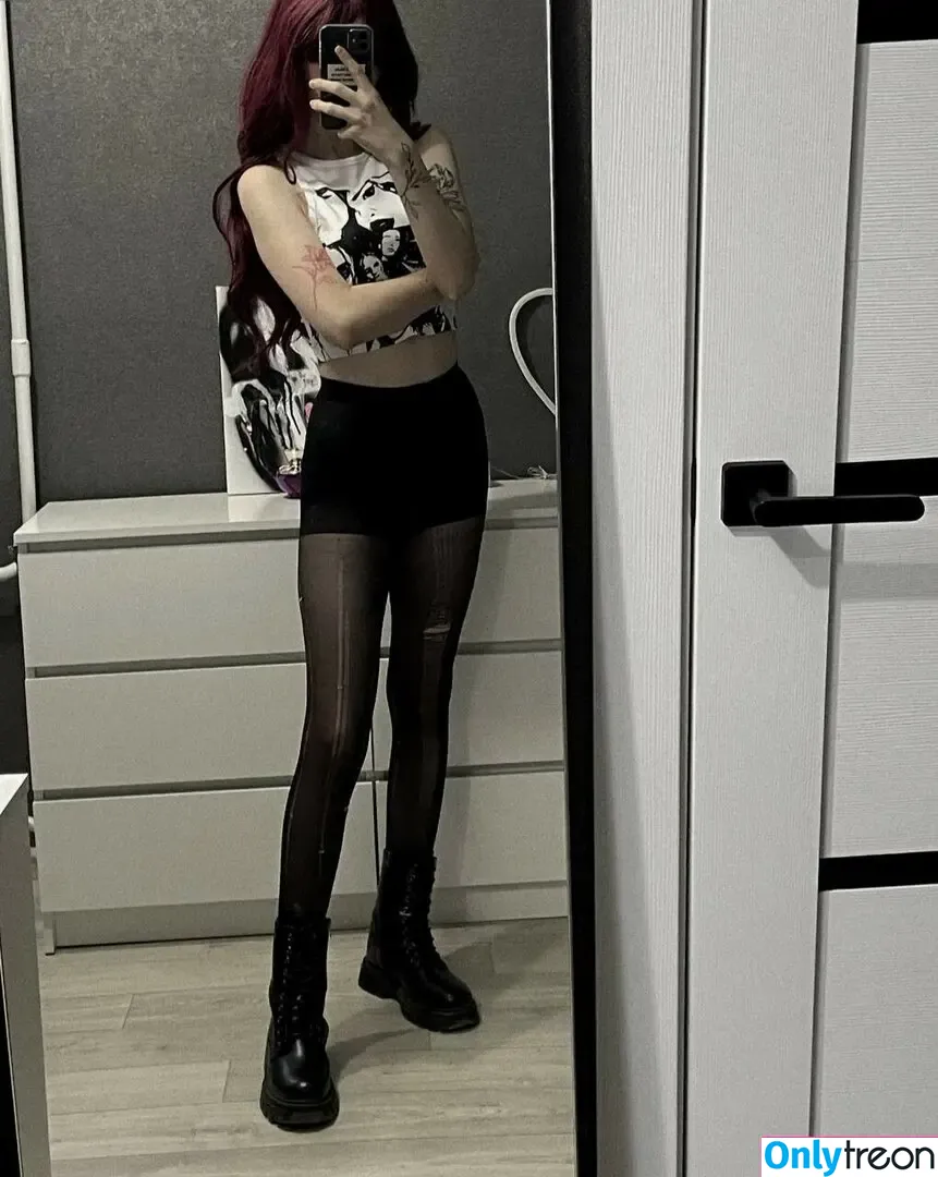 grystnayaanya nude photo #0113 (868833525 / grystnaya____ / matreshkaa / грустная аня)