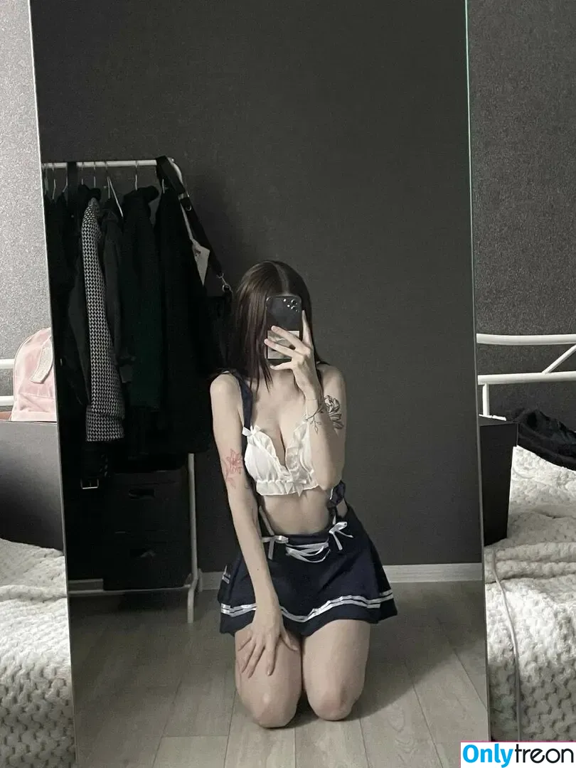 grystnayaanya nude photo #0126 (868833525 / grystnaya____ / matreshkaa / грустная аня)