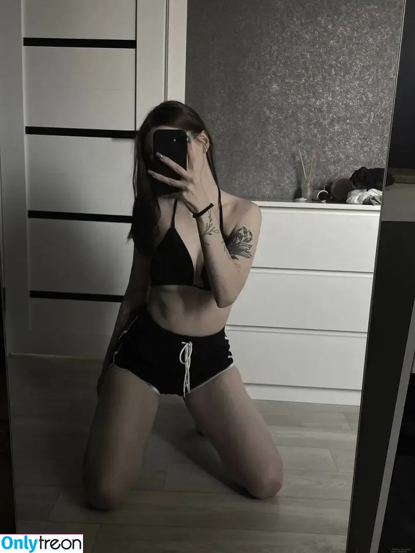 grystnayaanya nude photo #0146 (868833525 / grystnaya____ / matreshkaa / грустная аня)