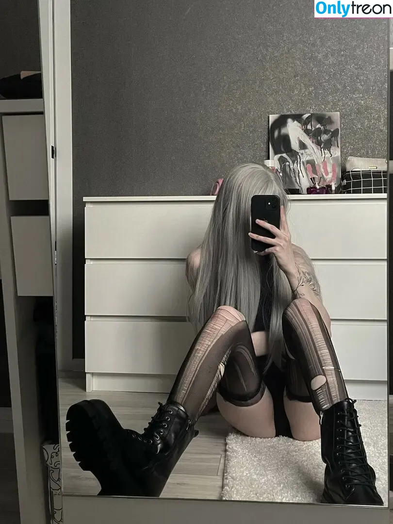 grystnayaanya nude photo #0217 (868833525 / grystnaya____ / matreshkaa / грустная аня)