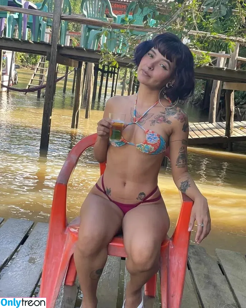 guimaraess1__ nude photo #0067 (guimaraess1__)