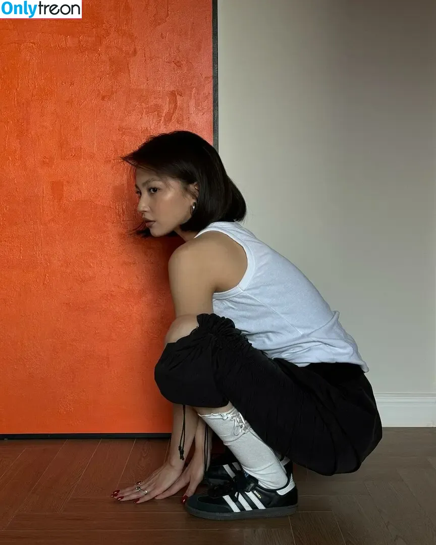 Gulsezim Khassen nude photo #0012 (hsnglsm)