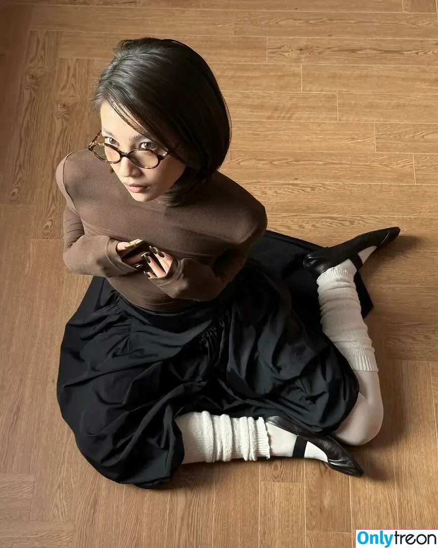 Gulsezim Khassen nude photo #0017 (hsnglsm)